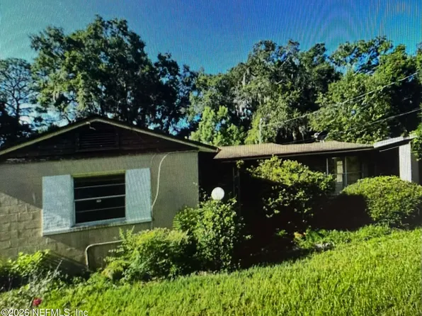 2213 Gillis St, Palatka, FL 32177