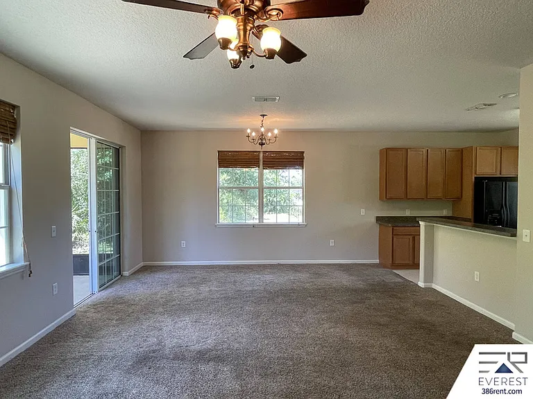 2 Roxboro Dr — Photo 8
