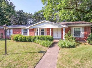 12522 Whispering Hills Ln, Saint Louis, MO 63146