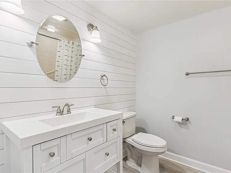 1 Marina Dr — Photo 8
