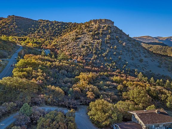 5th image of 1383 Juniper Hill Dr