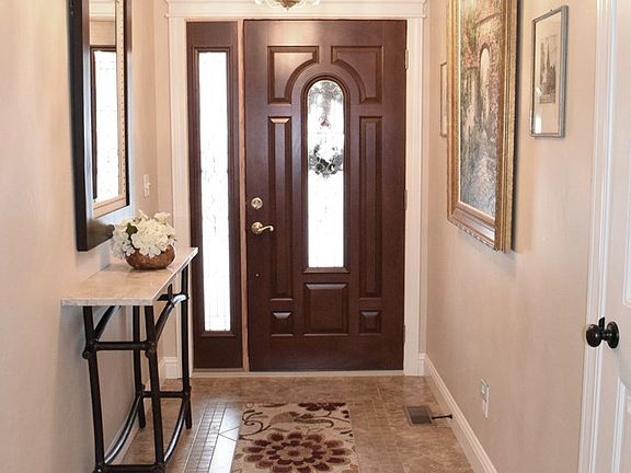 5th image of 6133 Malory Dr