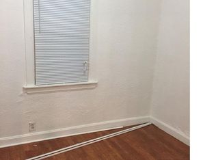 7535 S Ingleside Ave FLOOR 1, Chicago, IL 60619