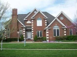 3727 SW Cobblestone Pl, Topeka, KS 66610