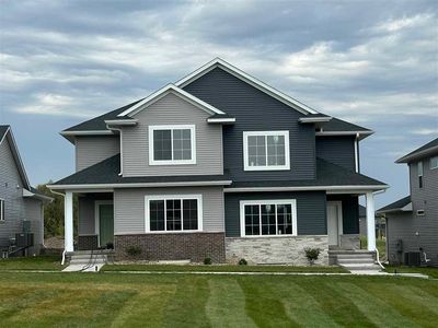 635 Catherine Dr, Tiffin, IA, 52340