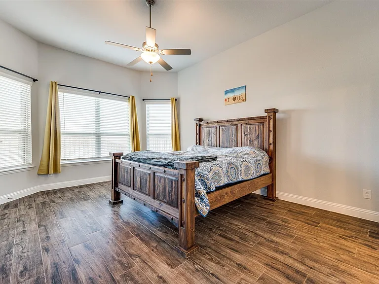 5490 Peregrine Ln — Photo 12