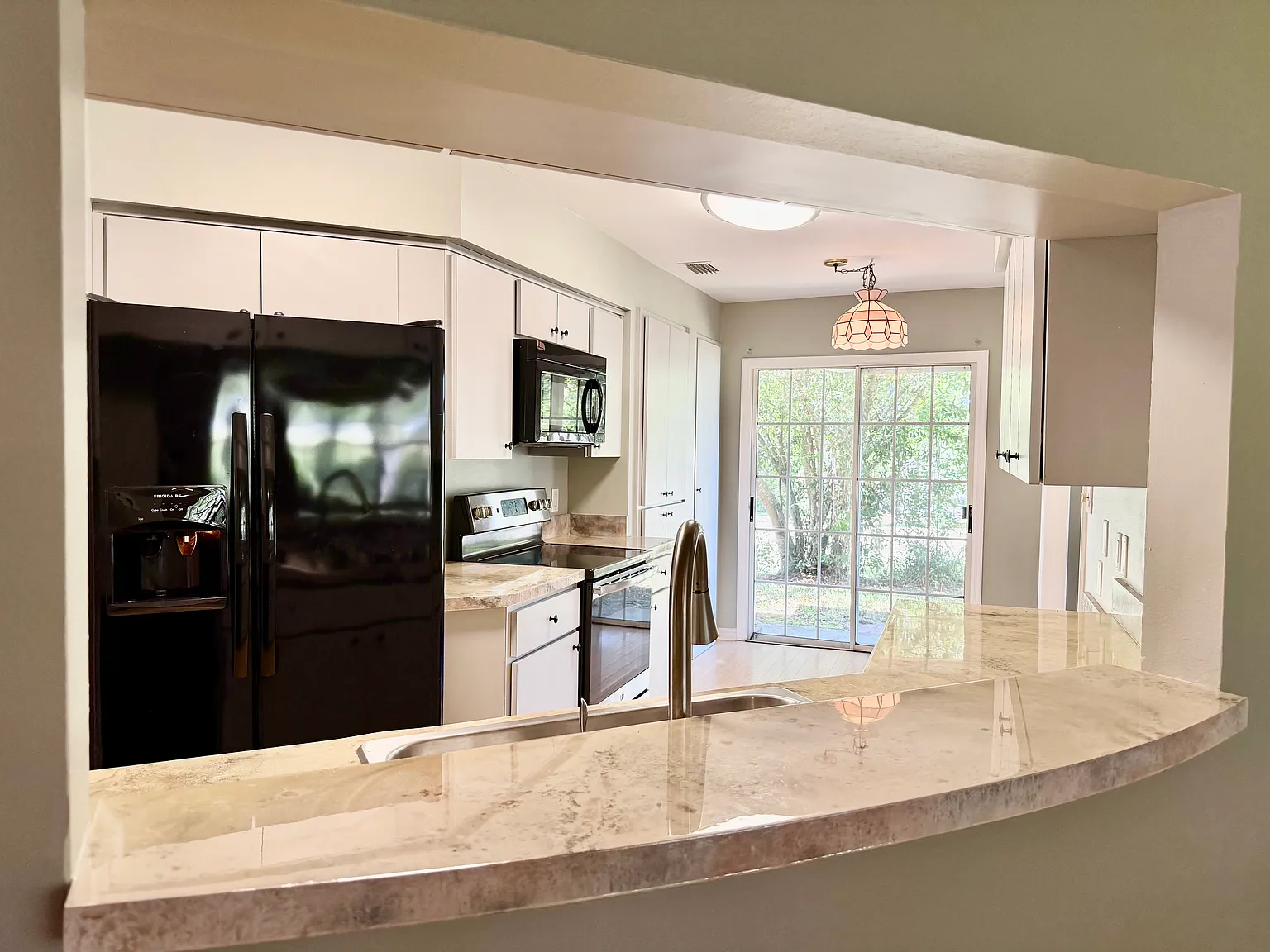 2 bed, 1631 sqft, $1,700 — Photo 3