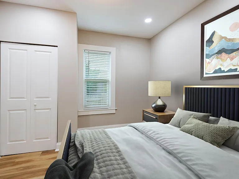 2701 E Columbus Dr — Photo 13