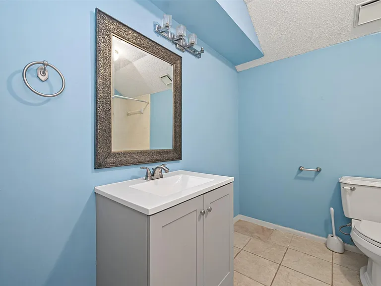 30207 E Geneva Dr — Photo 21