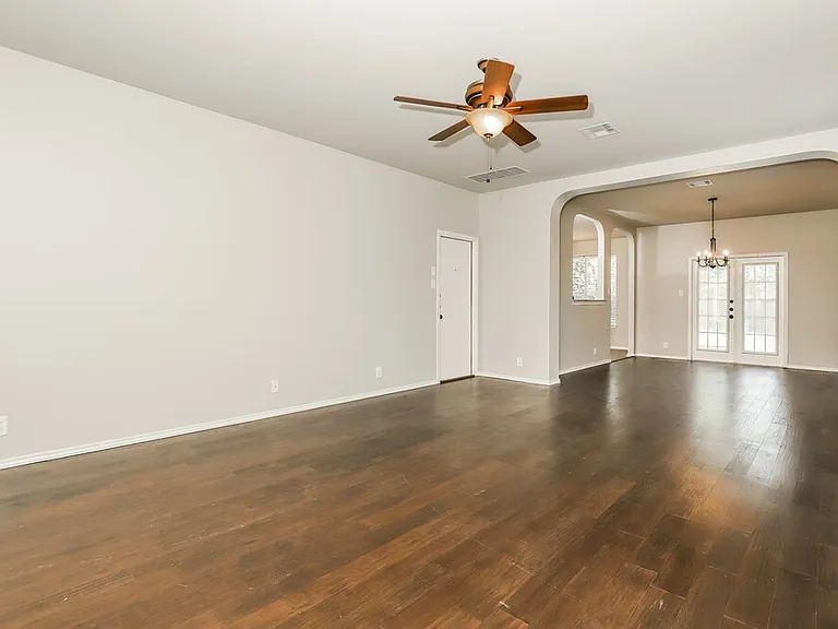 2123 Dodge Dr — Photo 5