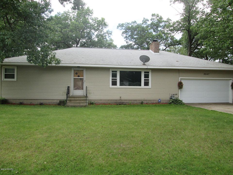 1st image of 2047 Oak Park Dr