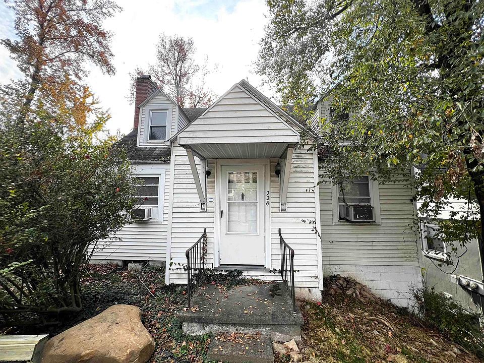 1st image of 230 Cornell Ave