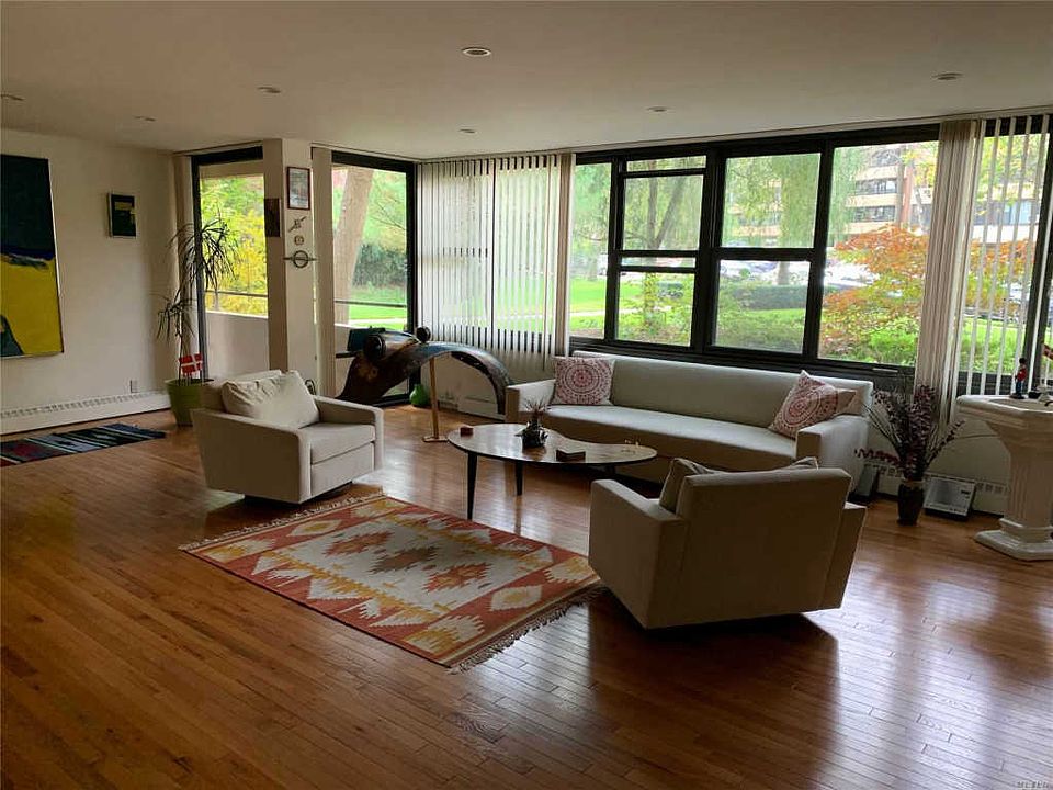 1st image of 905 166th St APT 2C