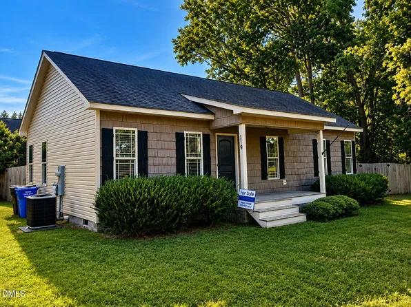 119 N Cross St, Angier, NC 27501