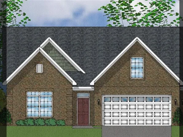 1156 Mary Olive St, Burlington, NC 27215