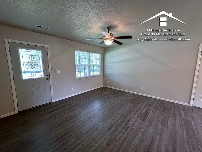 1002 Cote Sans Dessein Rd — Photo 3