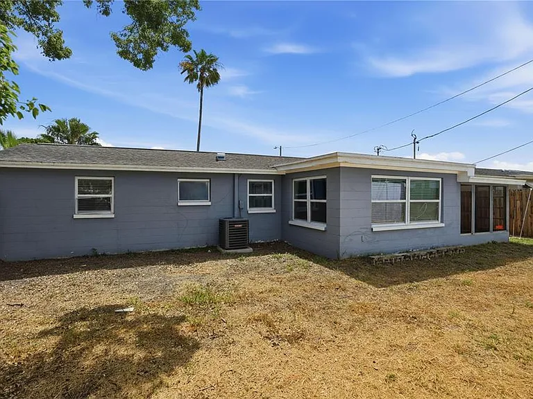 3301 Rosefield Dr — Photo 37
