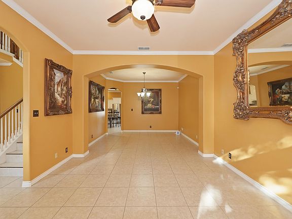 5th image of 10601 Porfirio Dr