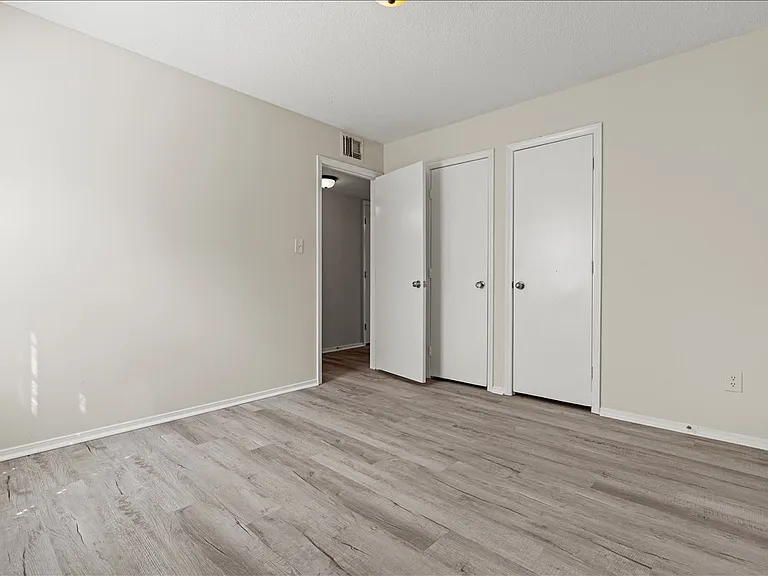 319 Revell Dr #H — Photo 19