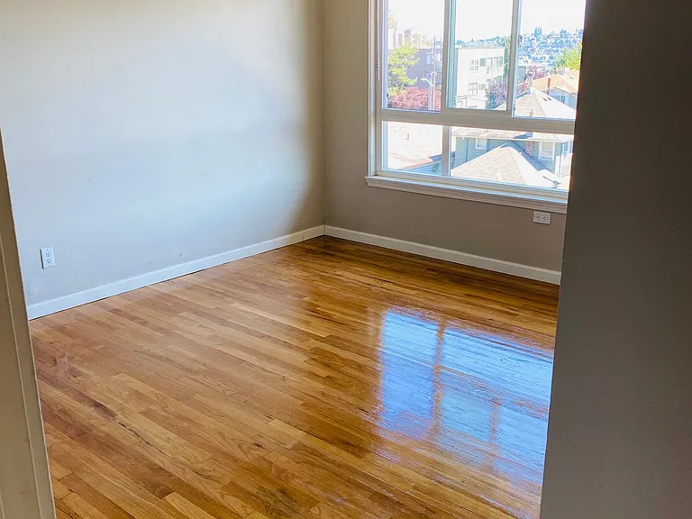 1226 Taylor Ave N #1 — Photo 21