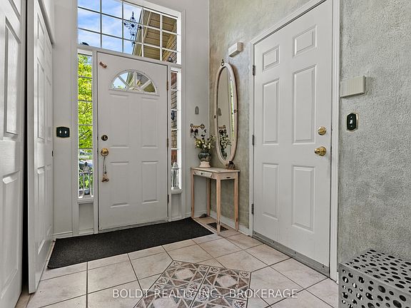 4th image of 4333 Southerland Ct