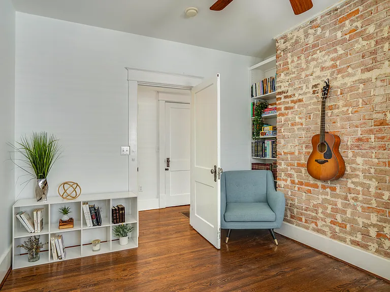 408 N Wilson Blvd — Photo 12