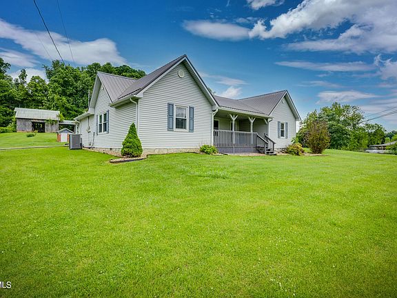 4th image of 4657 Greenwood Dr