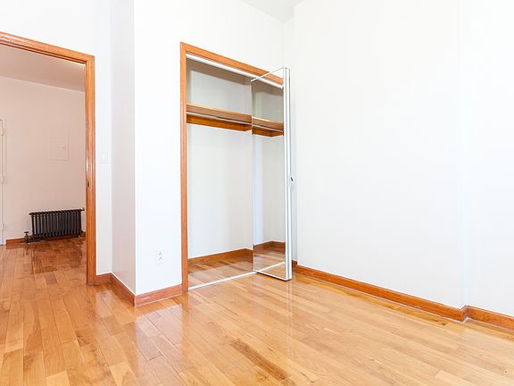 4th image of 125 E 88th St APT 2C