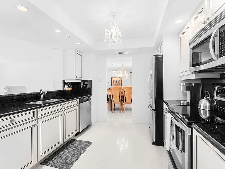 3000 N Ocean Dr #28E — Photo 11
