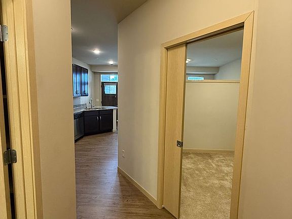3rd image of 104 Lincoln St #122