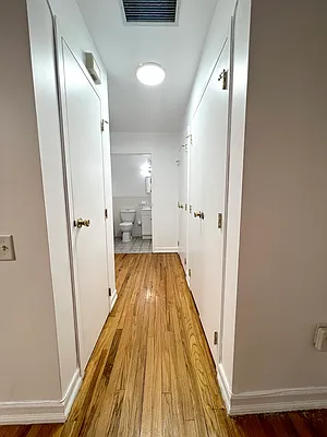 Rented by Manhattan Modern | media 12