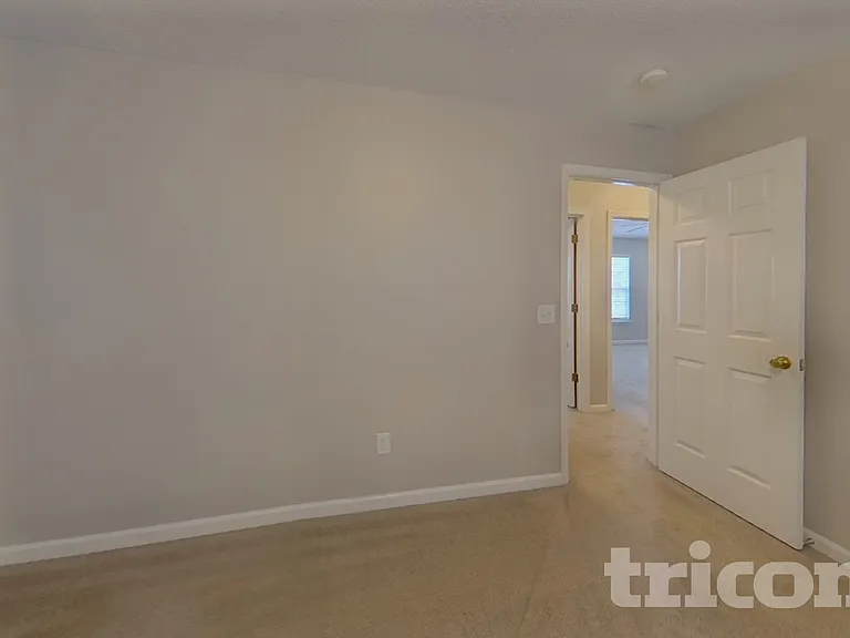 65 Sand Oak Ct — Photo 11