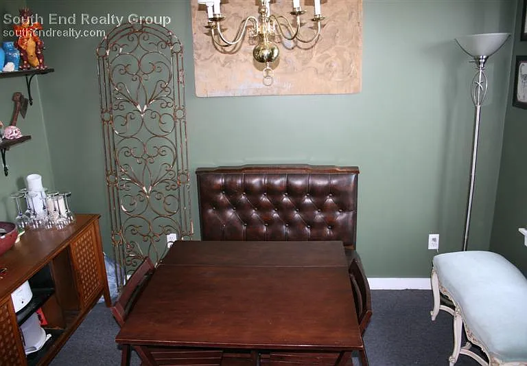 483 E Broadway #6 — Photo 37