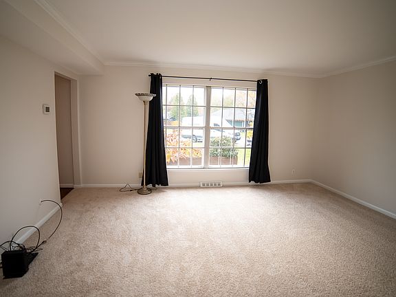 5th image of 6852 Whisper Oaks Ct