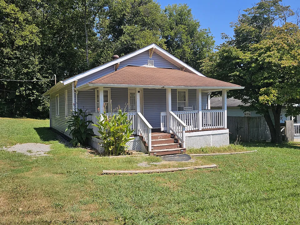 4404 Wells Rd