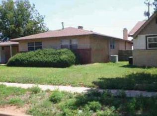 2033 Gerry Dr, Clovis, NM 88101