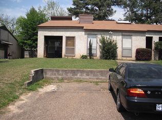 1705 Shely St #B, Longview, TX 75604