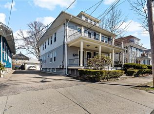 125 Rutherglen Ave, Providence, RI 02907