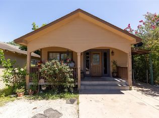 305 Link Rd, Houston, TX 77009