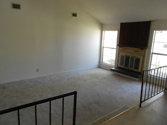 2nd image of 2004 E Tuliptree Dr SE