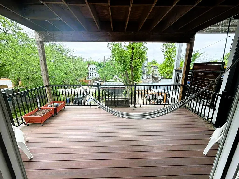 732 Kenyon St NW — Photo 11