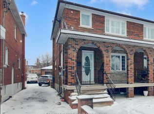 847 Runnymede Rd, Toronto, ON M6N 3W1