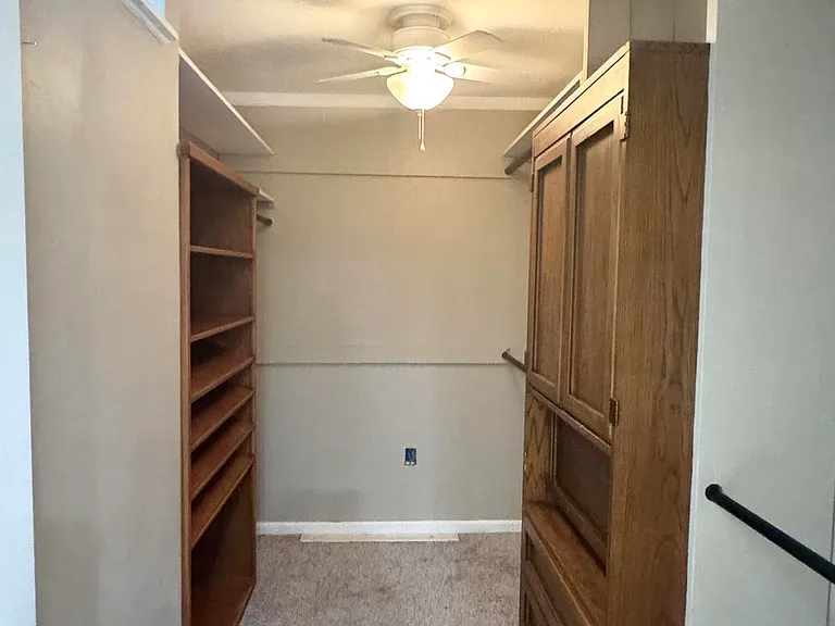 2018 Douglas Dr — Photo 9