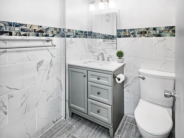 7004 Kennedy Blvd E #38AA — Photo 12