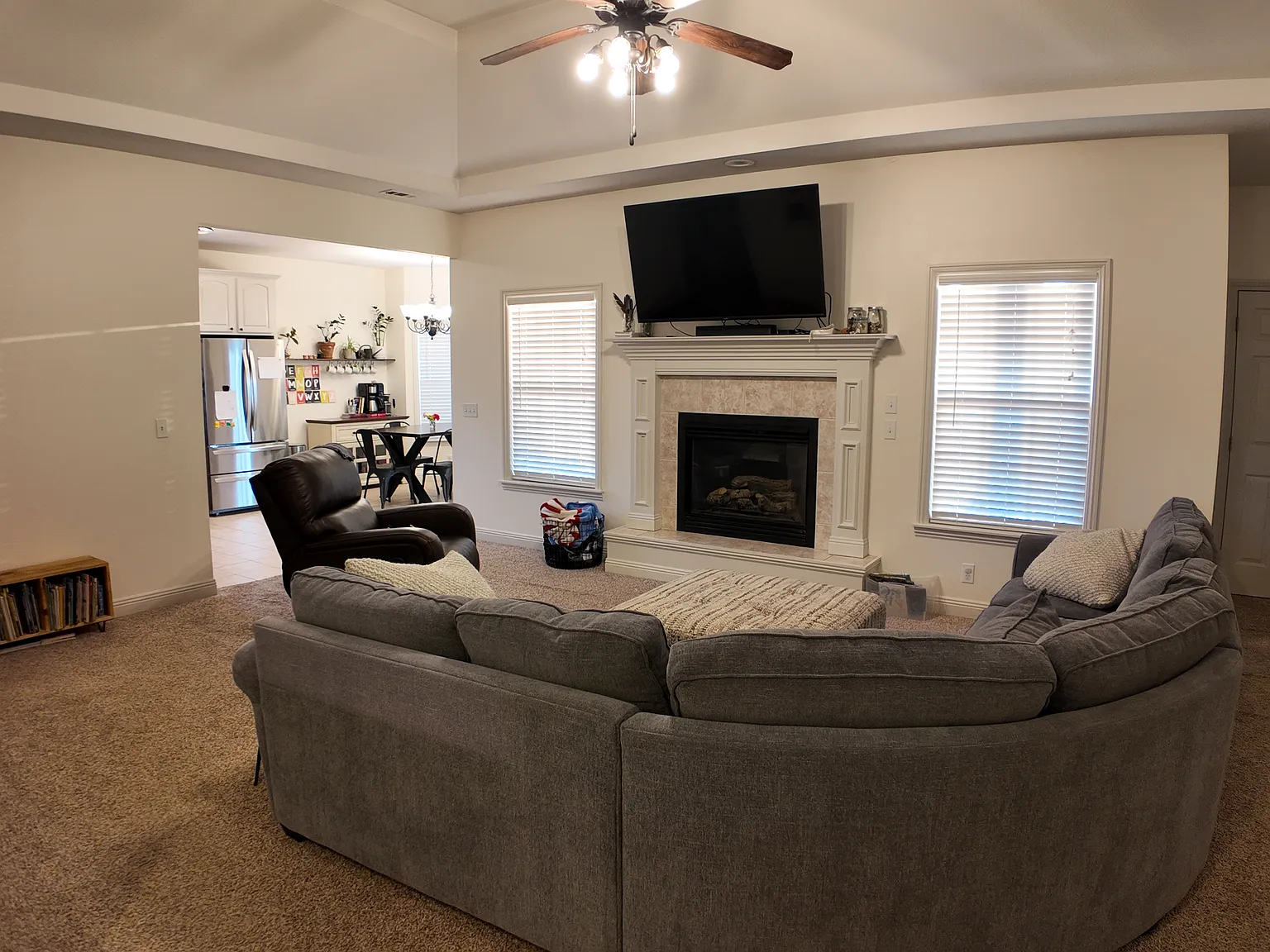 3 bed, 1690 sqft, $1,750 — Photo 2