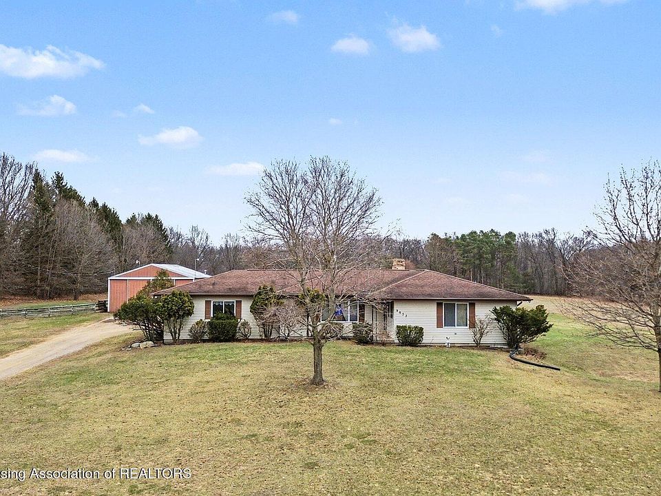 1st image of 9055 Randolph Rd