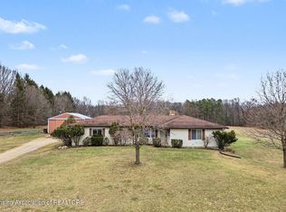 9055 Randolph Rd, Munith, MI 49259