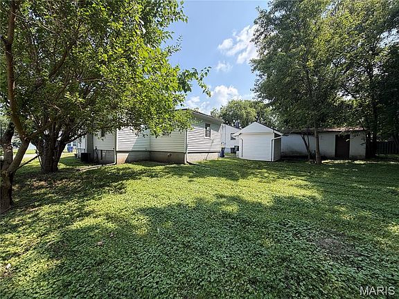 2nd image of 60 Connolly Dr