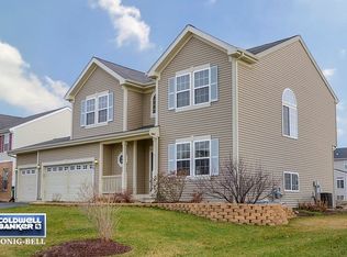 294 Walsh Cir, Yorkville, IL 60560