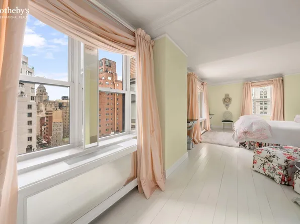 610 Park Avenue image 12 of 23